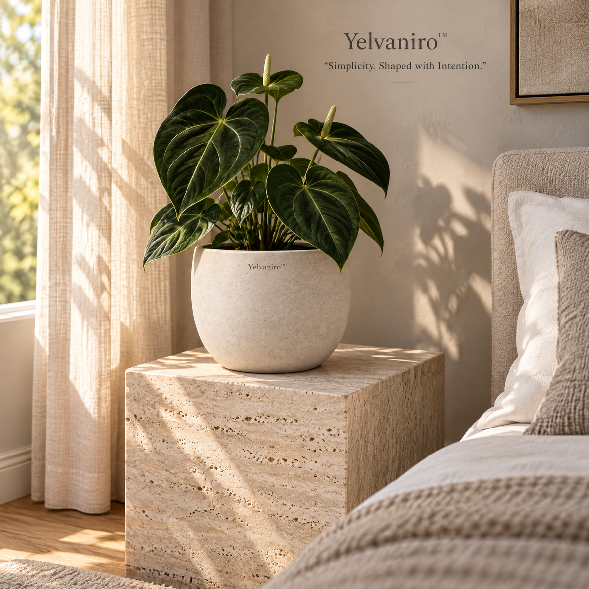 Yelvaniro™ Minimal Round Decorative Pot